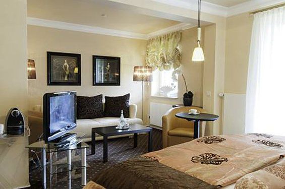 Amethyst Hotel Garni Lueneburg Deutsch Evern Extérieur photo